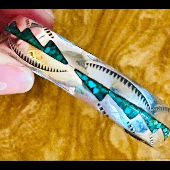 Vintage 50’s Navajo Sterling Silver & Turquoise Bracelet Cuff - Picture 4 of 9